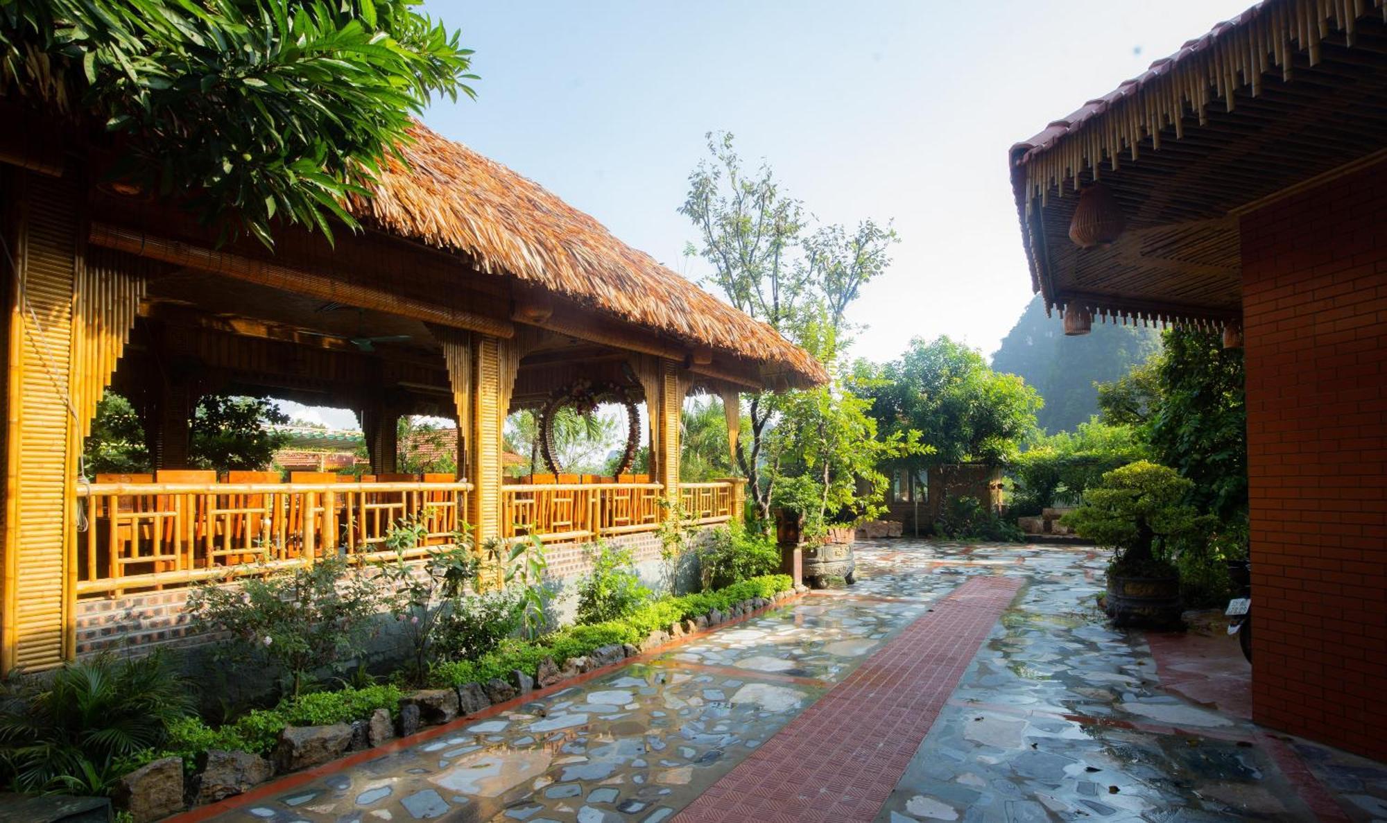 Xuan Son Lakeside Bungalow Ninh Bình Extérieur photo