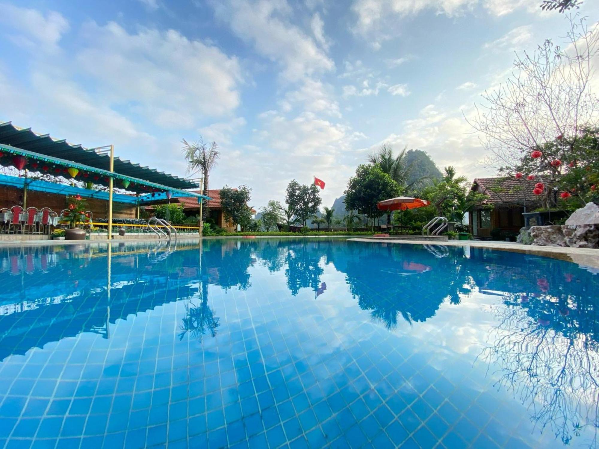 Xuan Son Lakeside Bungalow Ninh Bình Extérieur photo