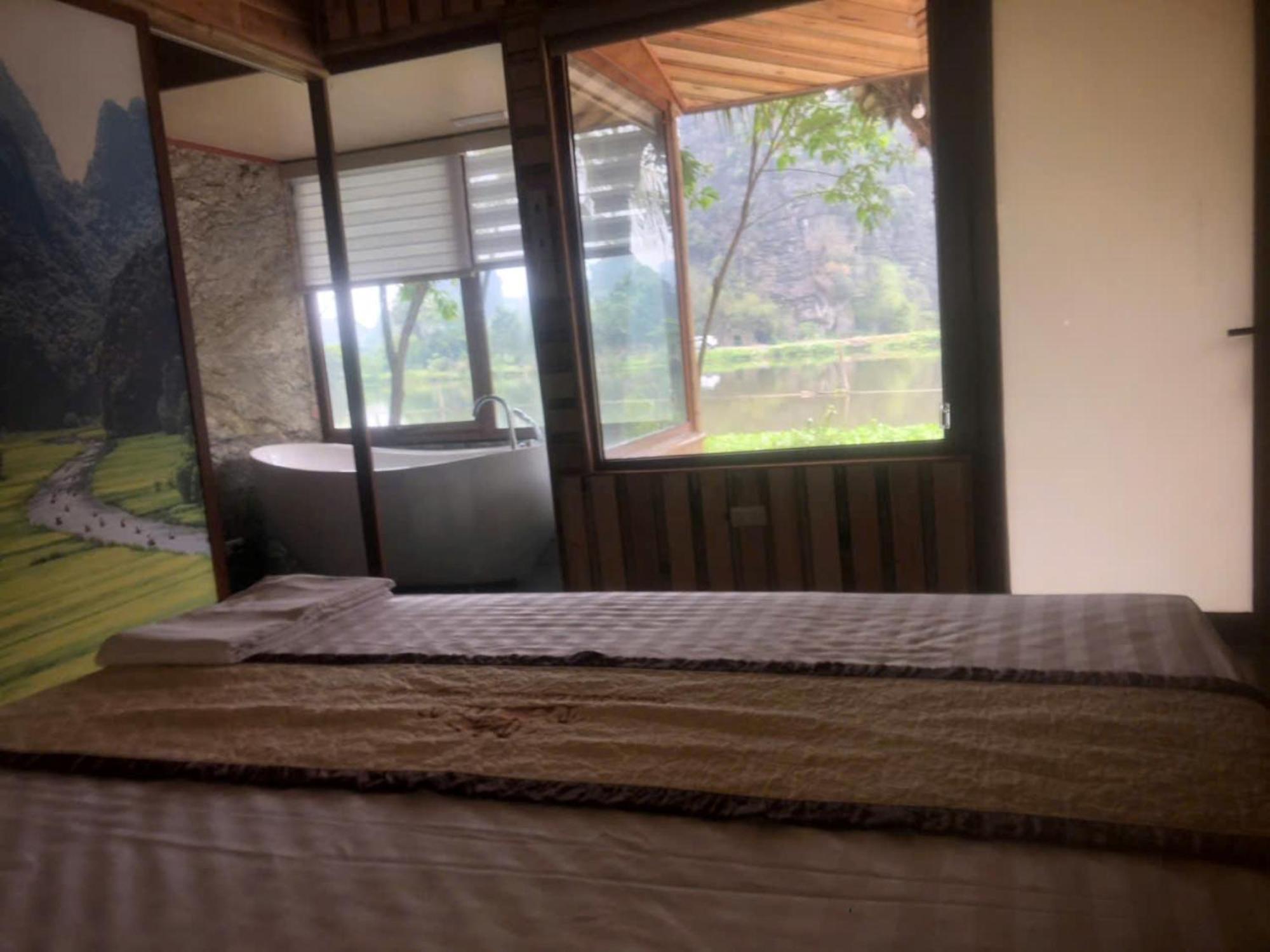 Xuan Son Lakeside Bungalow Ninh Bình Extérieur photo