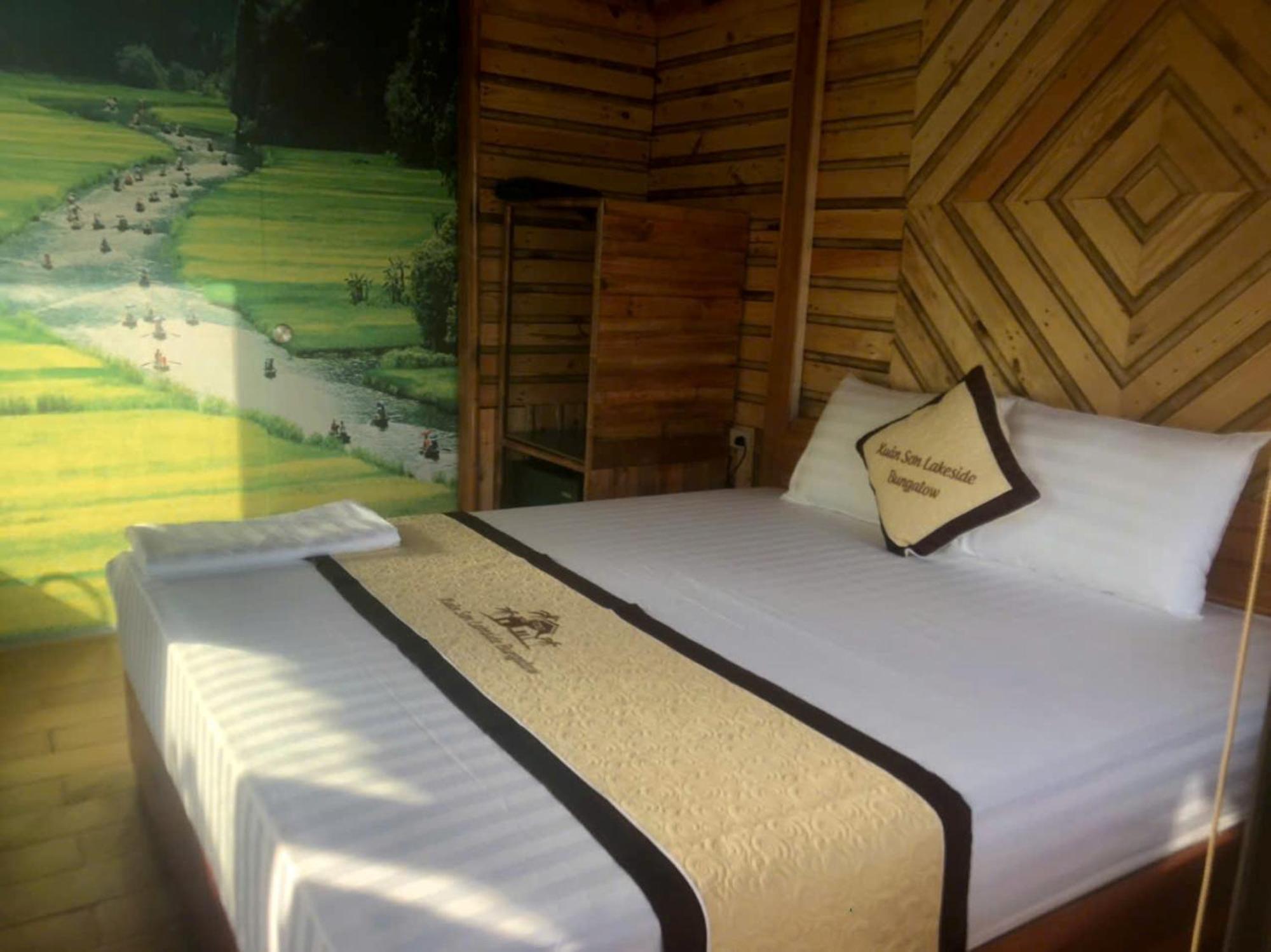 Xuan Son Lakeside Bungalow Ninh Bình Extérieur photo
